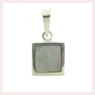 A Sterling Silver Small Square Pendant with Mother of Pearl 925.