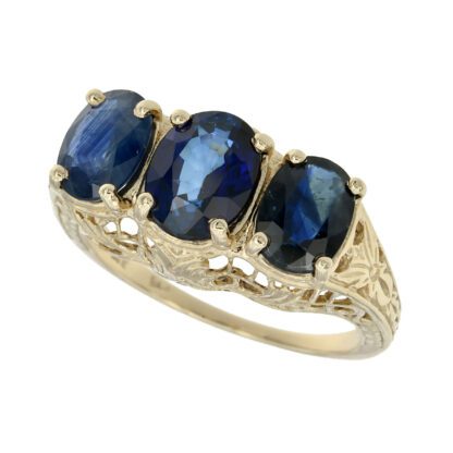 Vintage Three Stone Sapphire Ring in 14KT Gold