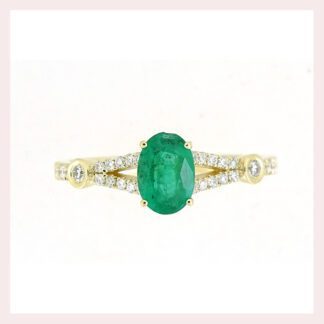 Vintage Emerald & Diamond Ring in Gold