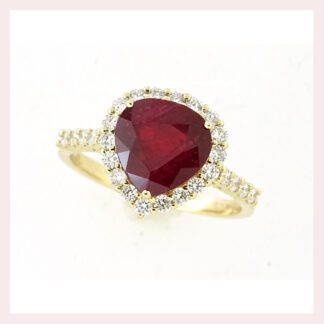 Ruby & Diamond Ring in 14KT Yellow Gold