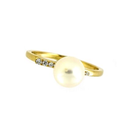 Ring with 7-7.5mm Pearl & Diamond in 14KT Gold