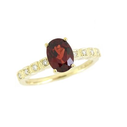 Garnet & Diamond Ring in 14KT Gold