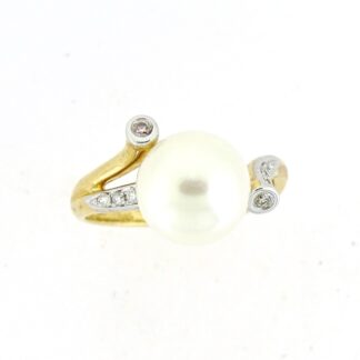 8139 Fresh Water Pearl & Diamond Ring in 14KT Yellow Gold