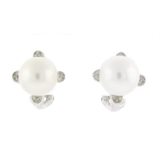 A stunning pair of 11mm Pearl & Diamond Earrings 14KT White Gold, crafted in 14KT gold.